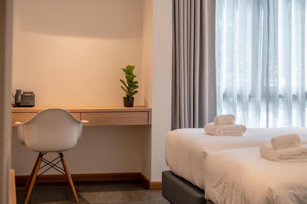 Zen Master Hotel Bangkok Exterior photo